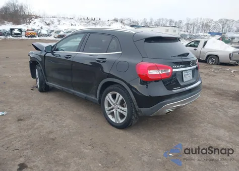 2016 Mercedes-Benz Gla 250 4Matic z USA, uszkodzony, nr VIN WDCTG4GB3GJ209688